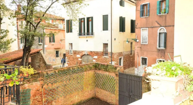 Апартаменты c 1 комнатой San Rocco Apartment
