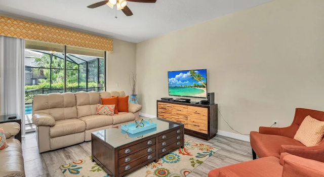 Vibrant and Lush Home, Spacious Pool Area With CDC Standards #6st440, Забронировать Дом для отпуска Виллы Давенпорт, Вилла
