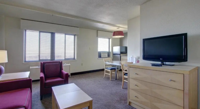 Люкс Inlet Tower Hotel & Suites
