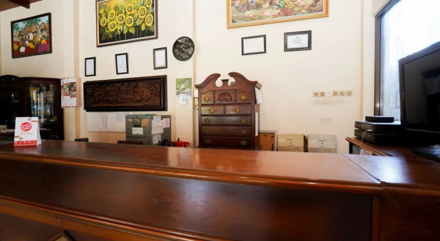 Hotel Ratna by OYO Rooms