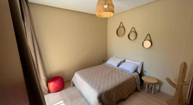 Super Apt T3 Rez de jardin Prestigia Golf Piscine, Забронировать Отель Отели Марракеш-Тенсифт-Эль-Хауз с парковкой, Парковка