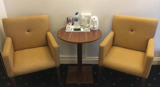Двухместный номер Standard с видом на озеро Normanton Park Hotel, BW Signature Collection