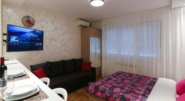 Студия Apartment Promenada