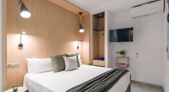 Коттедж Economy Tusity One Self Check-in Apartments