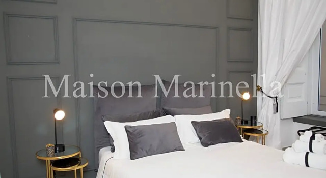 Maison Marinella boutique room, Забронировать Отель Неаполь - исторический центр Неаполь, рядом с Ospedale degli Incurabili