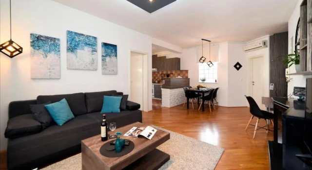 Corner Apartment