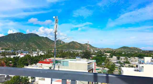 Номер Standard с видом на горы Ninh Chu Hotel