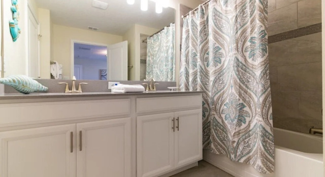 Nice 4Bd TH W/splash Pool, Champions Gate-8988sd, Book Hotel Hoteller i Four Corners med pool, Swimmingpool