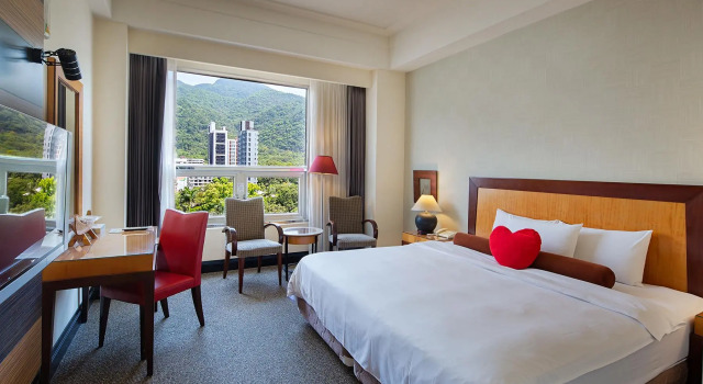 Двухместный номер Standard Hotel Les Champs