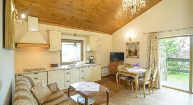 Zielone Wzgórza, Prenota Hotel Bytów Pomerania