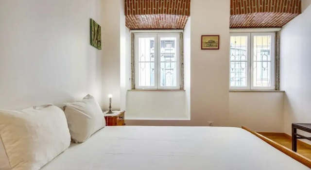 Typical Portuguese Apartment in City Center 2, Rezerwuj Apartament Hotele w Lisbon Region z parkingiem, Parking