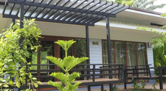 Четырёхместный номер Standard Baan Suan Hill Resort
