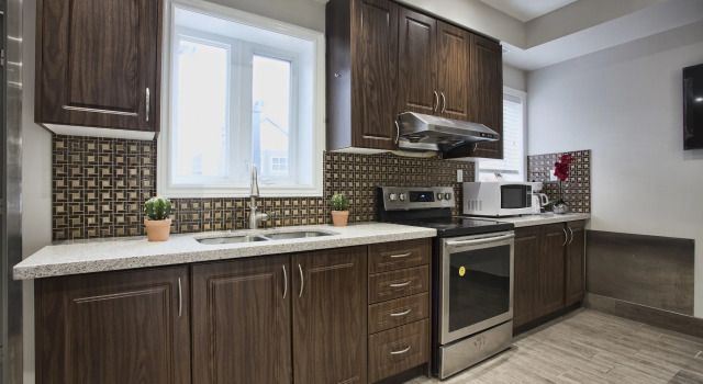 Toronto Rooms and Suites