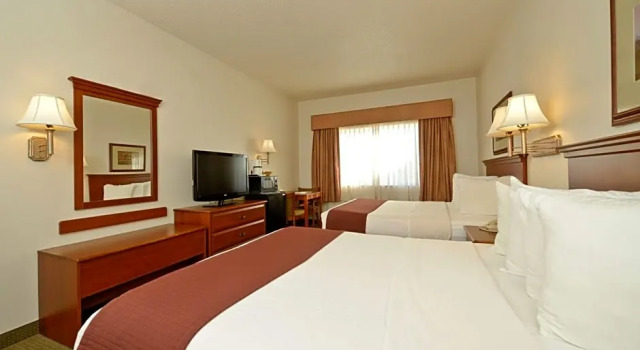 Standard- firedobbelt i kælderen værelse Best Western Blackwell Inn