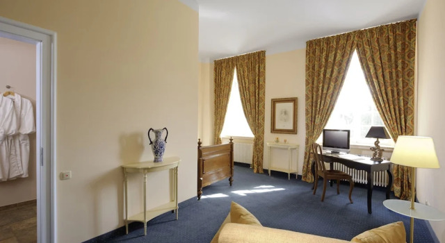 Номер Deluxe Hotel Schloß Gehrden