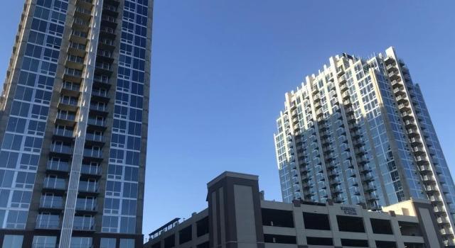 Magnificent Uptown Views In 1BR Apt