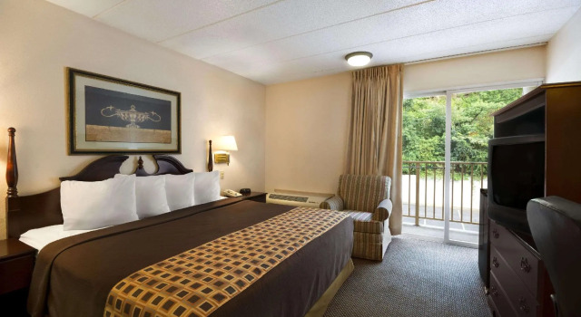 Двухместный номер Standard Days Inn Birmingham/Vestavia Hills