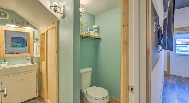 Апартаменты Long Beach Studio in Downtown - Walk to Ocean!