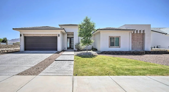 Коттедж Upper Valley El Paso Home w/ Hiking Access On-site