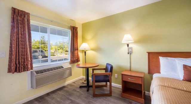Двухместный номер Standard Americas Best Value Inn Santa Rosa