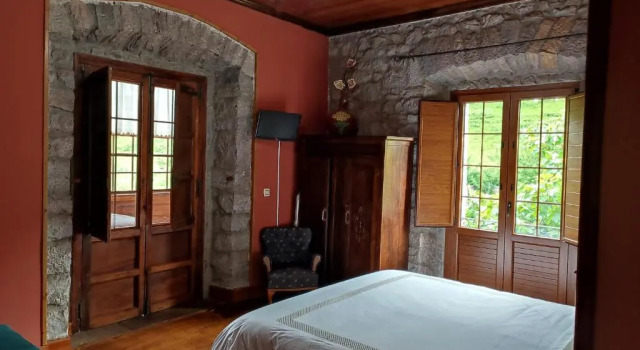 Двухместный номер Standard с балконом Agroturismo La Casona de Belmonte