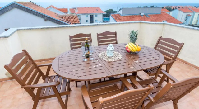 Апартаменты Comfort c 1 комнатой с частичным видом на море Maru Apartments
