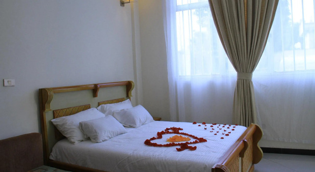 Avi Pension, Book Hotel Nifas Silk-Lafto Addis Ababa