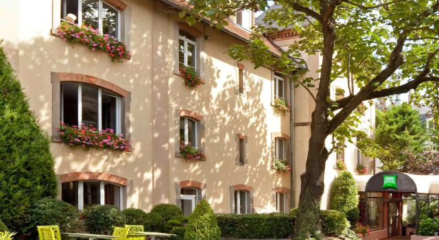 Кровать в общем номере Ibis Styles Colmar Centre