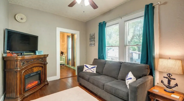 Коттедж New Braunfels Vacation Rental on Lake Dunlap!