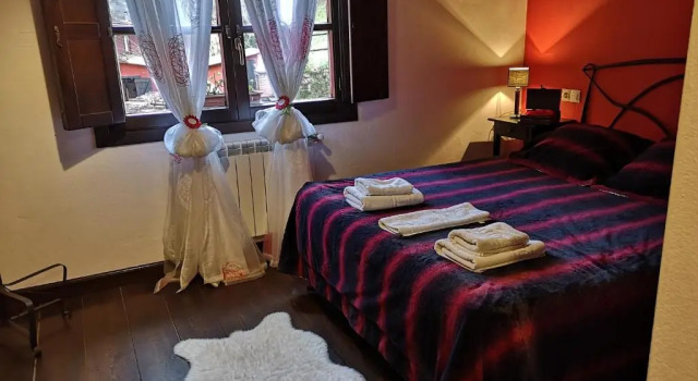 Apartamentos El Rincon Encantado, Prenota Appartamento Hotel a Asturie con parcheggio, Parcheggio