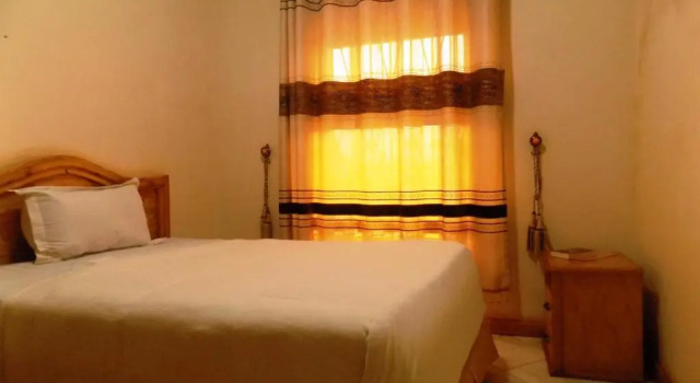 Standard double chambre avec balcon Capricon Executive Hotel