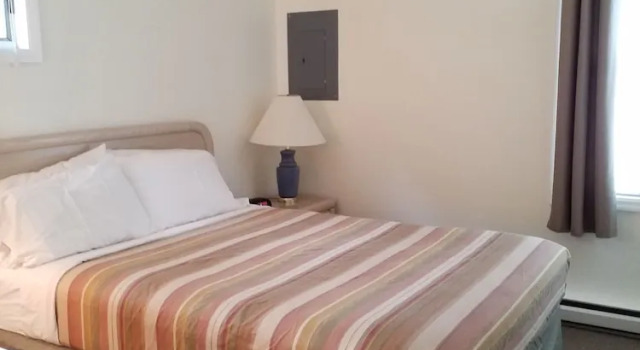 Коттедж с 3 комнатами с балконом Bayside Inn & Marina