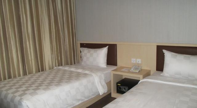 Hotel 88 Fatmawati Jakarta by WH, Забронировать Отель Кебайоран Бару Джакарта, рядом с Хаджи Нави