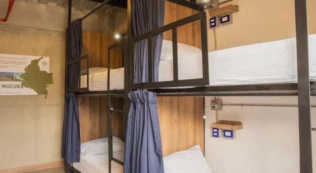 Кровать в общем номере Los Patios Hostel Medellin
