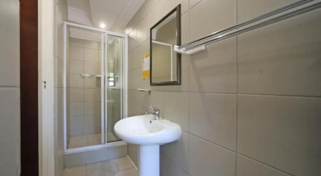 Номер Economy Savoy Lodge