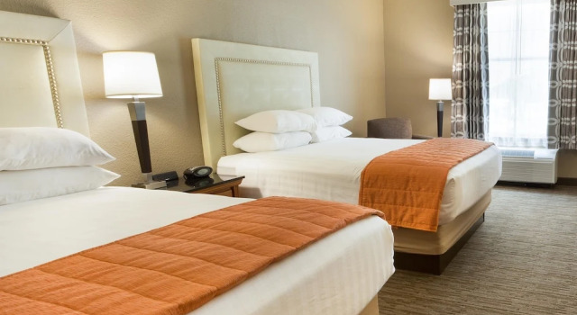 Люкс с 2 комнатами Drury Inn & Suites Lafayette LA