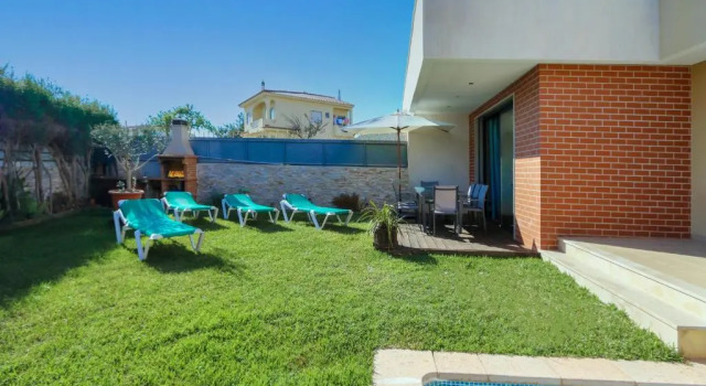 Вилла Deluxe V3, Villa Jardins Branqueira6 near Beach, Albufeira