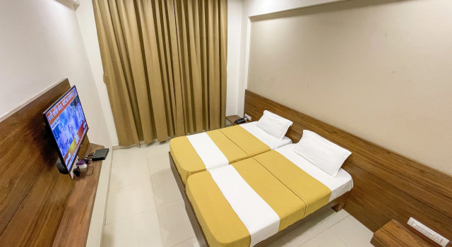 Номер Superior StayGuru Hari Om Residency