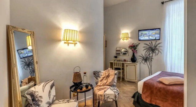 Standard Zimmer Baboon Room