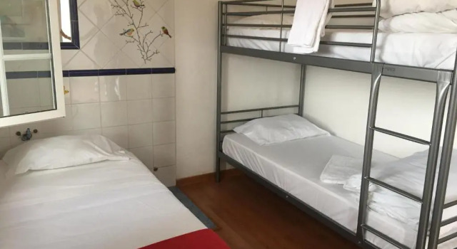 Кровать в общем номере (мужской номер) Residencial Avenida Hostel