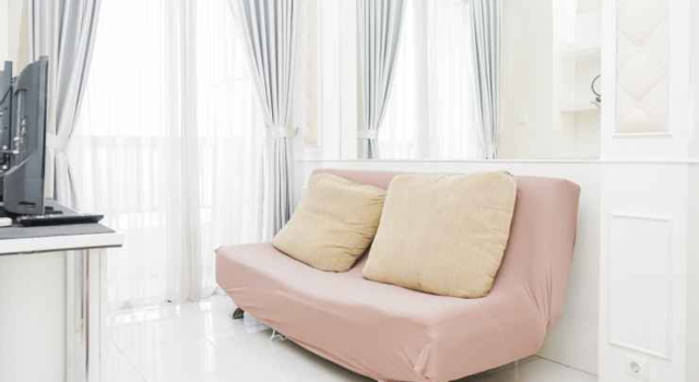Fully Furnished and Comfy Design 1BR Apartment Silkwood Residences By Travelio, Prenota Appartamento Hotel a Tangerang con piscina, Piscina