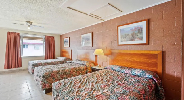 Шестиместный номер Standard Hotel Beeville -US 181
