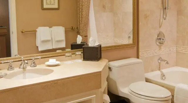 Двухместный номер Executive с балконом Wedgewood Hotel & Spa - Relais & Chateaux