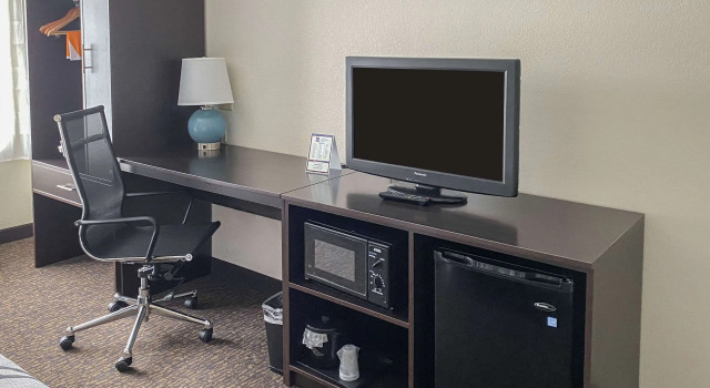 Sleep Inn Henderson I-85, Забронировать Отель Хендерсон Северная Каролина