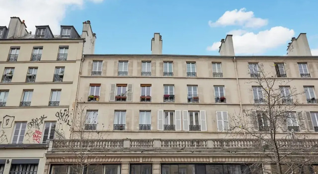 Superb 3 Bedroom Flat Center of Paris, Забронировать Апарт-отель Париж Иль-де-Франс, рядом с Станция метро Rambuteau