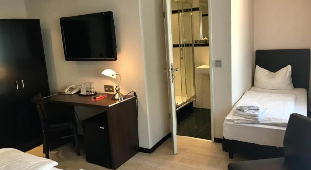 Трёхместный номер Standard Mauritius Komfort Hotel in der Altstadt