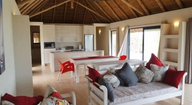 Deluxe Villa Karula Sands Villa