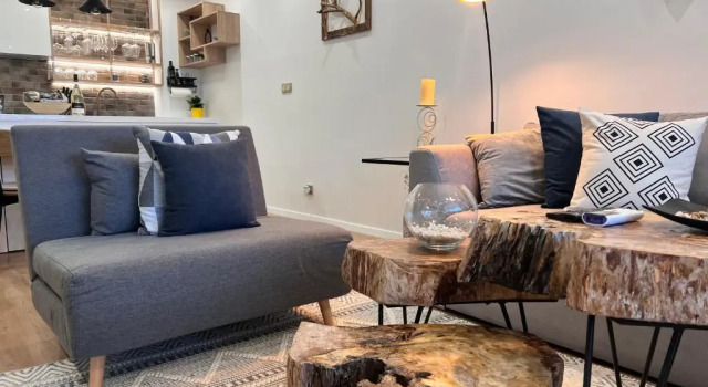 5* Brand New Top Floor Luxury Flat Next to Ski Lift
