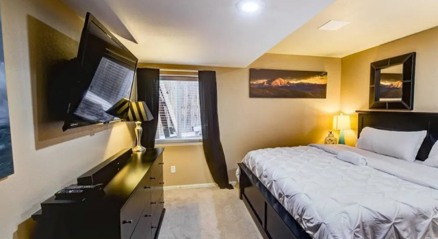 Коттедж 5BR Mtn Views Family Getaway HOT TUB