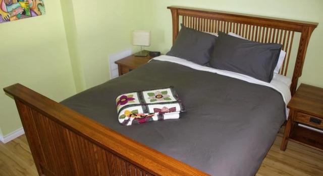 B&B @ Salt Spring Apple Company, Buchen Sie Bed & Breakfast Ganges Salt Spring Island